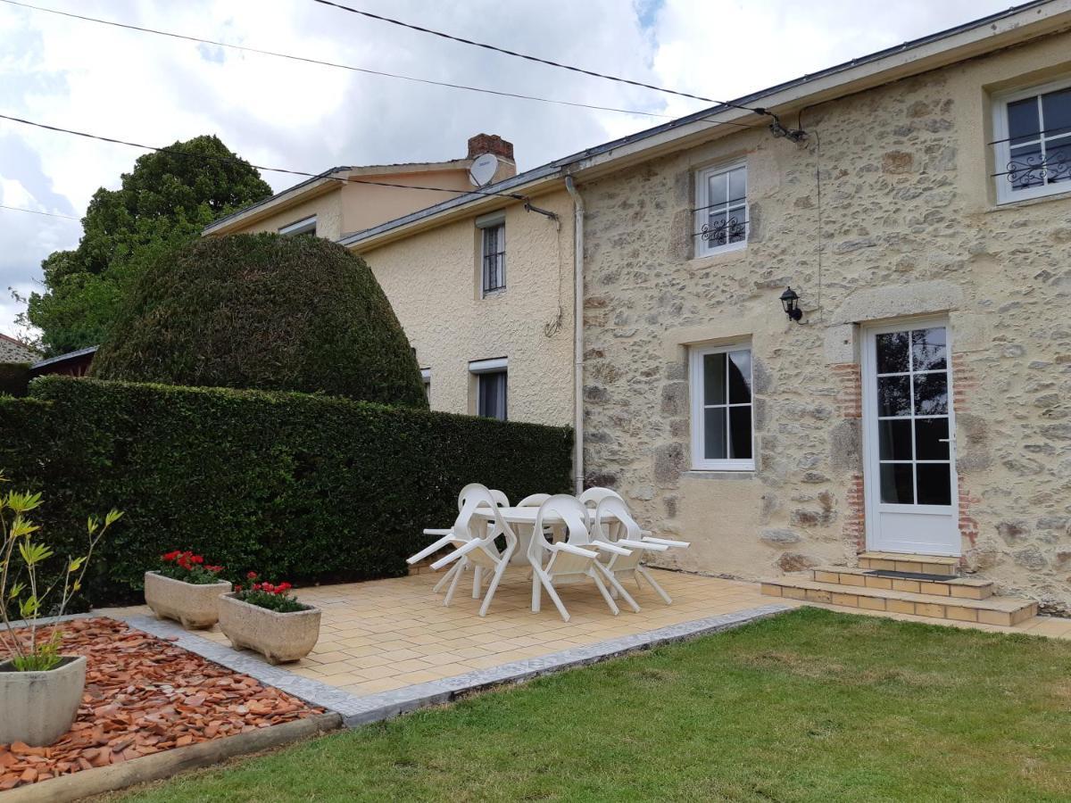 Gite La Bessonniere Villa Saint-Michel-Mont-Mercure Exterior photo